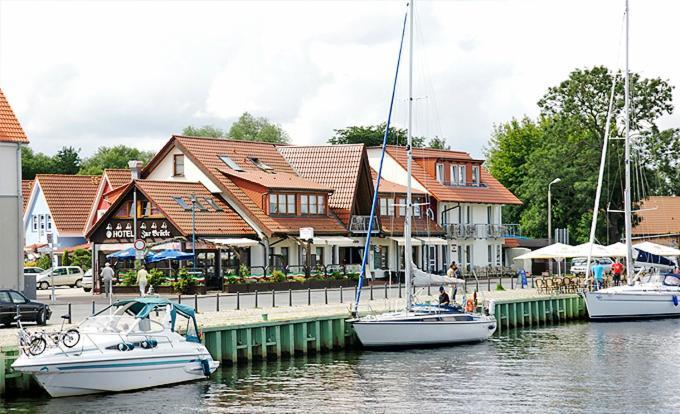Hotel Zur Bruecke Greifswald Exterior photo